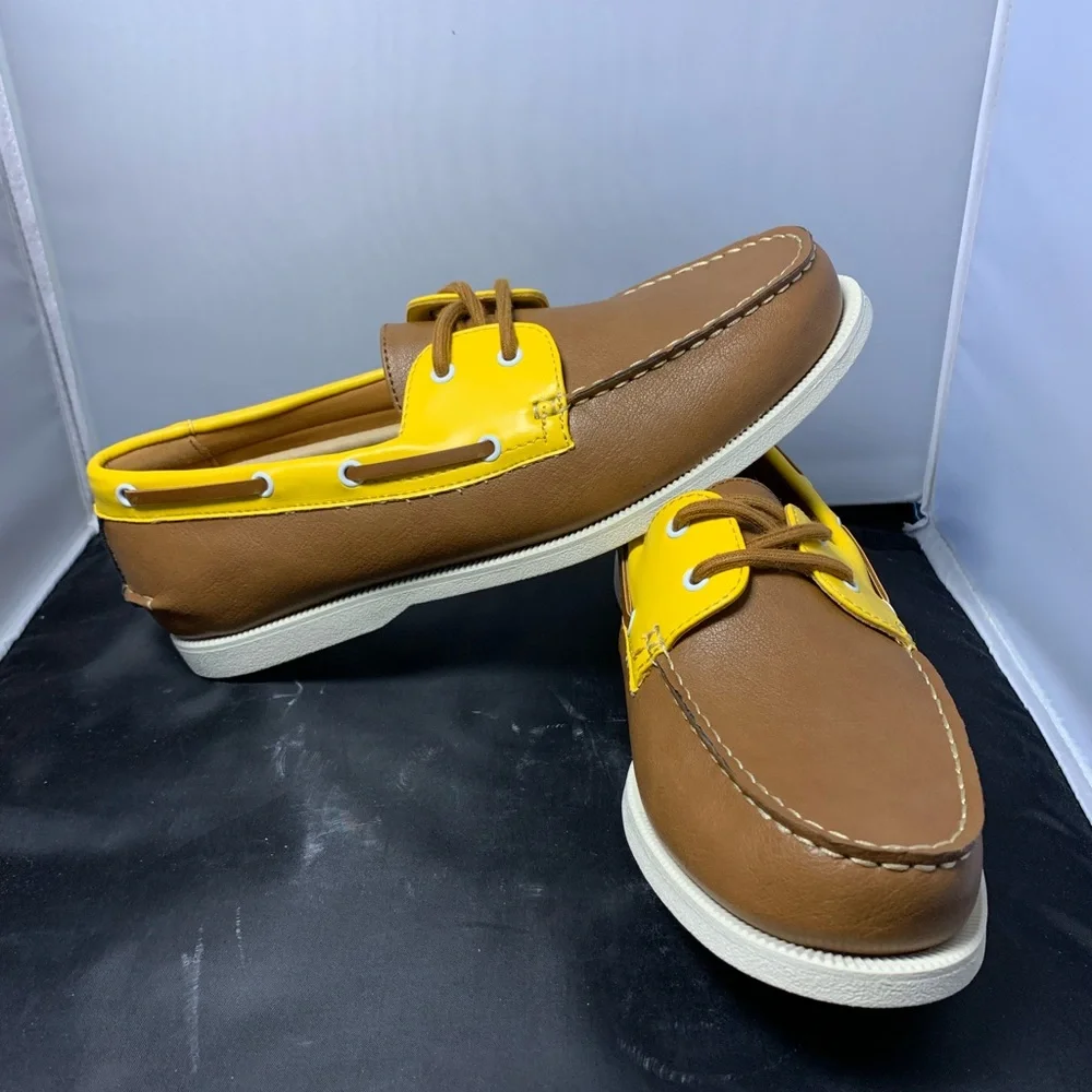 Club‎ Room Elliot Boat Shoes Tan/Yellow Men’s Size 9 New